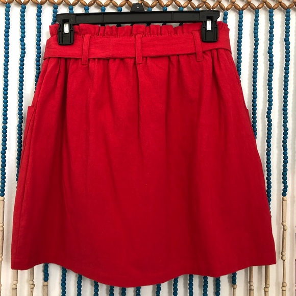 Short Red skirt - NWT - Picture 2 of 6